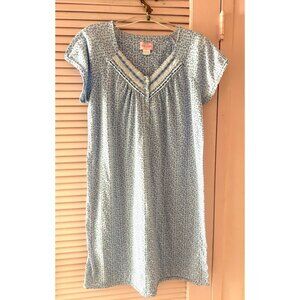 Nightgown Women's Size L  Blue Mini Floral Lace Embroidery Ribbon Short Sleeve